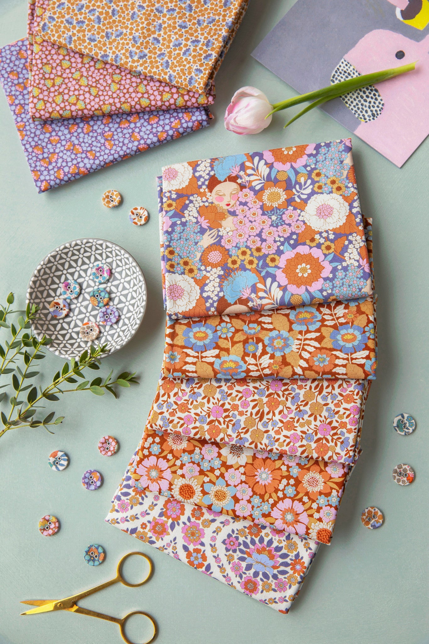 Tilda Wallflower Fat Quarter Fabric Bundles: Choose Your Colorway