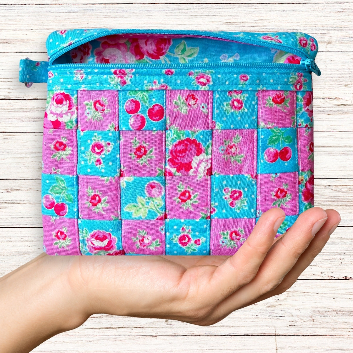 Quilty Cuties Patchwork Zipper Bag In-the-Hoop Machine Embroidery Design