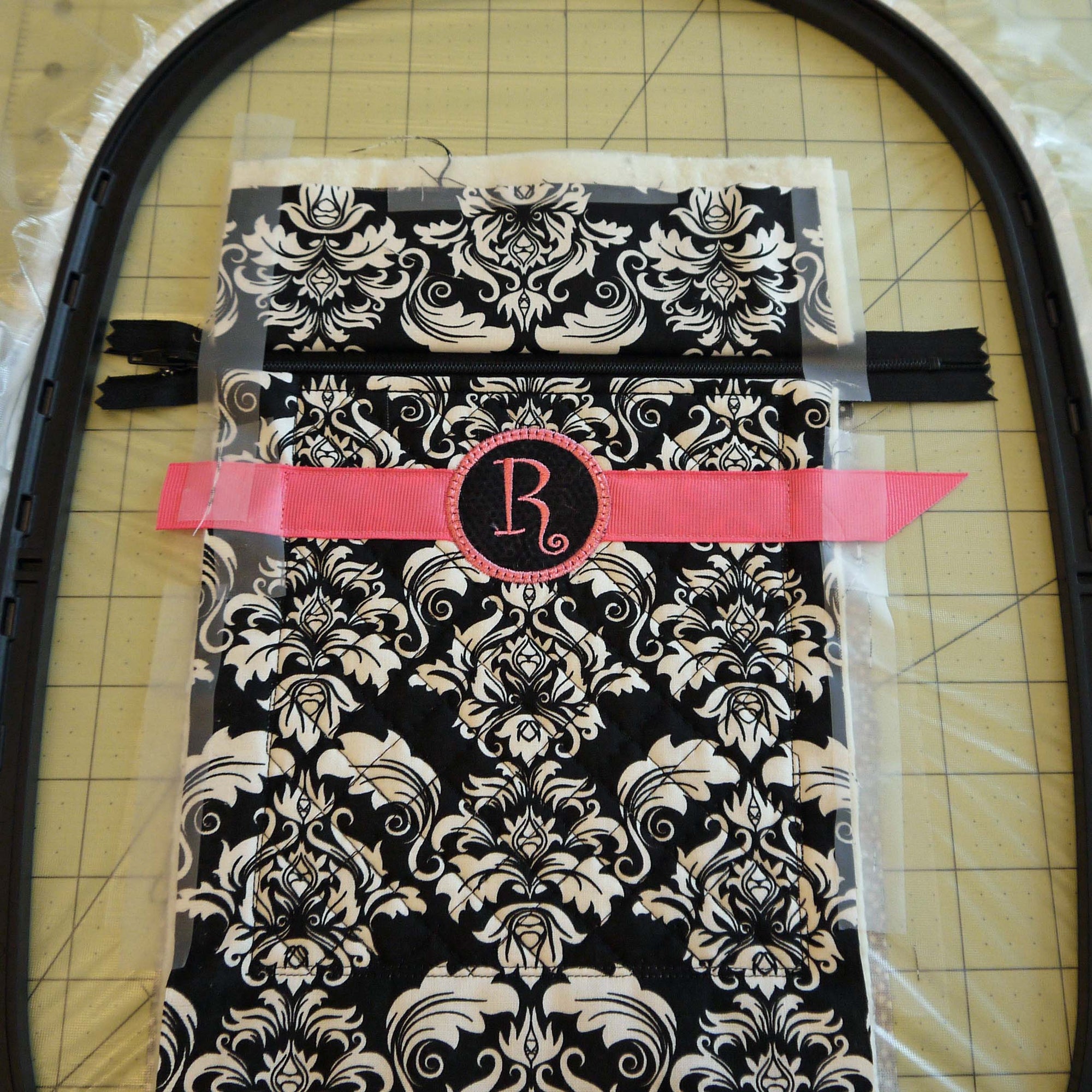 Sew Trendy Cross Body Bag In the Hoop Embroidery Designs