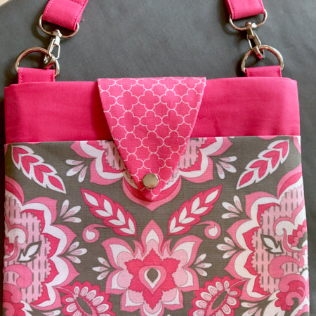 Bella Bow Crossbody Bags In the Hoop Machine Embroidery Design by Pickle Pie Designs
